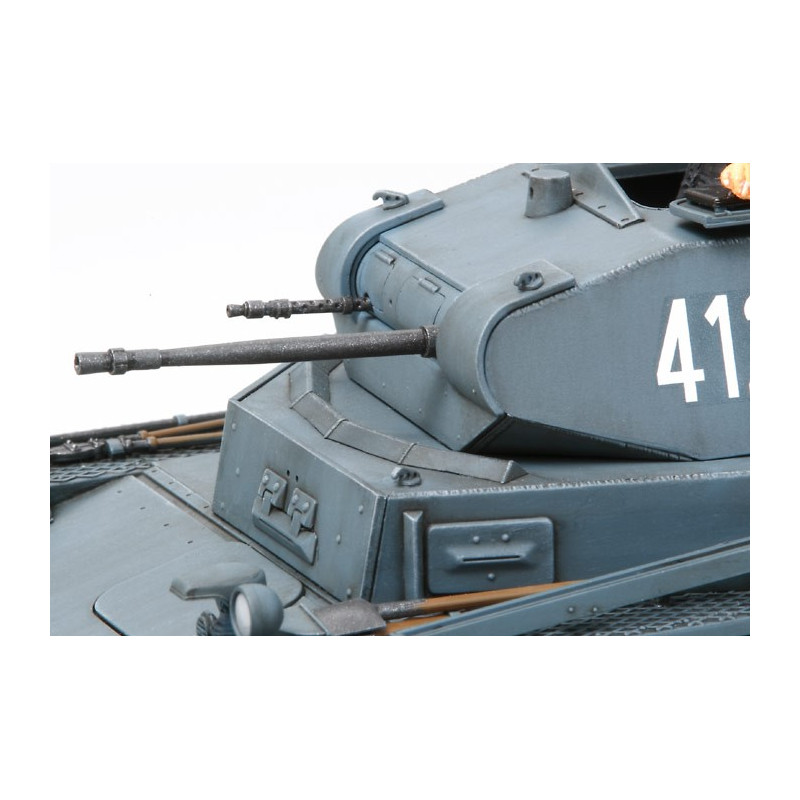 TAMIYA 1/35 GERMAN PANZERKAMPFWAGEN II Ausf. A/B/C (Sd. Kfz. 121) (35292)