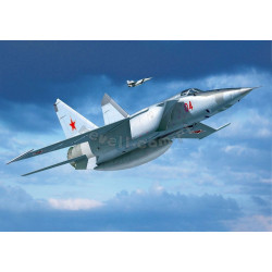 REVELL 1/72 MIG-25 RBT "FOXBAT B" (03878)