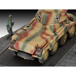 REVELL 1/76 SD.KFZ. 234/2 PUMA FIRST DIORAMA SET (03298)