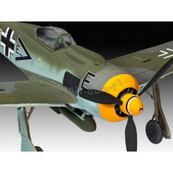 REVELL 1/72 FOCKE WULF FW190 F-8 (03898)