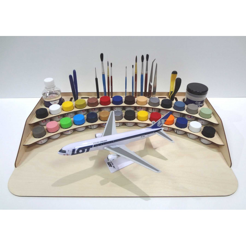 HM VALLEJO KIT PAINTING TABLE - acrylics
