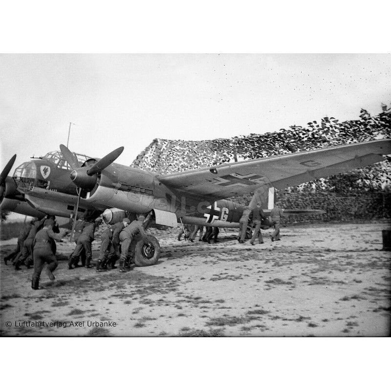 REVELL 1/72 JUNKERS JU88 A-1 BATTLE OF BRITAIN (04972)