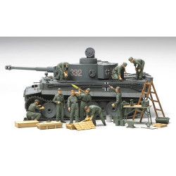 TAMIYA 1/48 GERMAN FIELD MEINTENANCE SET 32547