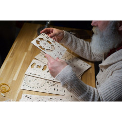 UGEARS AERO CLOCK WALL CLOCK (70154) mechanický model