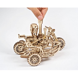 UGEARS SCRAMBLER UGR-10 WITH SIDE CARRIER (70137) mechanický model