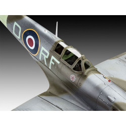 REVELL 1/72 SUPERMARINE SPITFIRE Mk.Vb MODEL SET (03897)