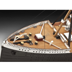 REVELL 1/400 R.M.S. TITANIC - 100 LET (05715)