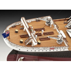 REVELL 1/400 R.M.S. TITANIC - 100 LET (05715)