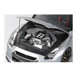 TAMIYA 1/24 NISSAN GT-R (24300)