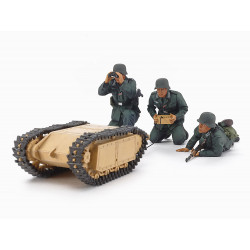 TAMIYA 1/35 GERMAN ASSAULT PIONEER TEAM WITH GOLIATH SET (35357)