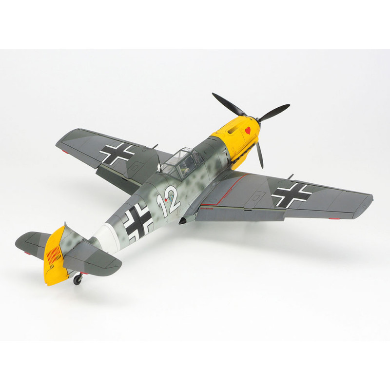TAMIYA 1/48 MESSERSCHMITT Bf 109E - 4/7  TROP (61063)