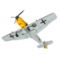 TAMIYA 1/48 MESSERSCHMITT Bf 109E - 4/7  TROP (61063)