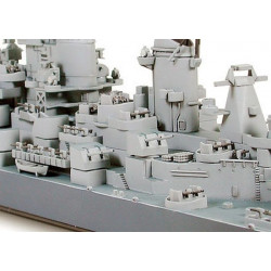 TAMIYA 1/700 U.S. NAVY BATTLESHIP BB-63  MISSOURI (31613)