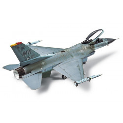 TAMIYA 1/72 LOCHEED MARTIN F-16CJ (BLOCK 50) FIGHTING FALCON 60786