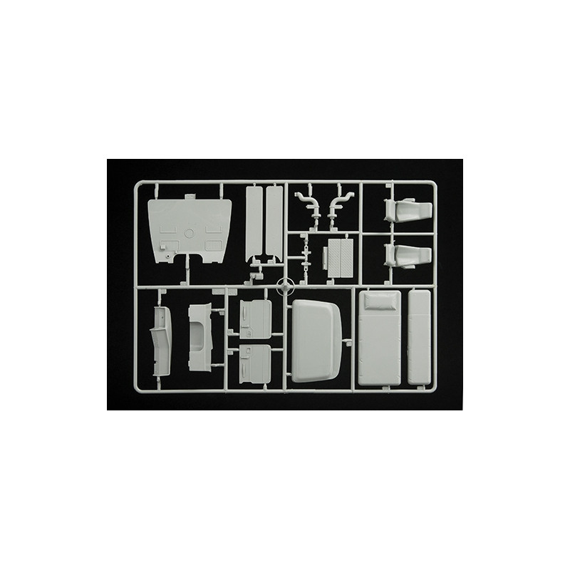 ITALERI 1/24 AUSTRALIAN TRUCK (0719)