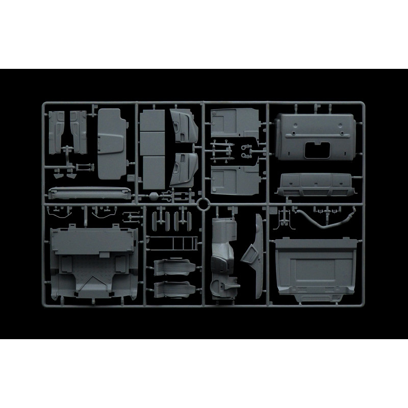 ITALERI 1/24 IVECO HI-WAY E.5 "ABARTH" (3934)