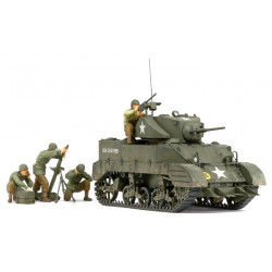 TAMIYA 1/35 U.S. LIGHT TANK M5A1 "PURSUIT OPERATION" SET se 4 figurkami 35313