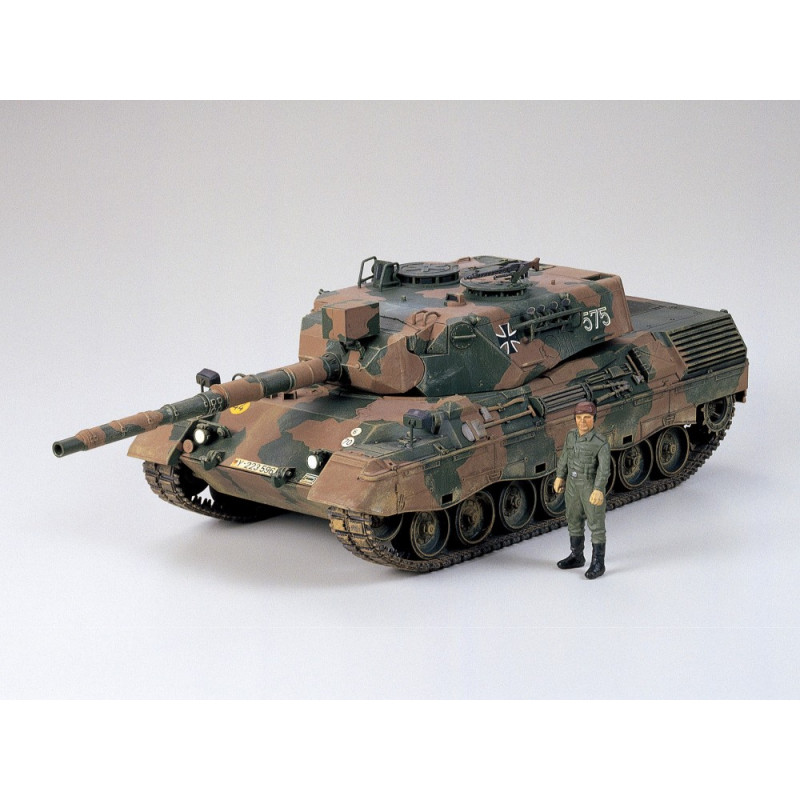 TAMIYA 1/35 ZÁPADONĚMECKÝ TANK LEOPARD A4 35112