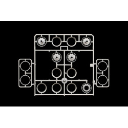 ITALERI 1/24 FREIGHTLINER FLC (3859)