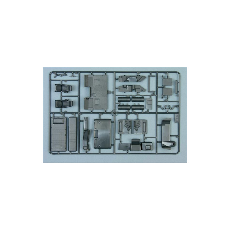 ITALERI 1/24 AMERICKÝ NÁKLADNÍ VŮZ (3825)