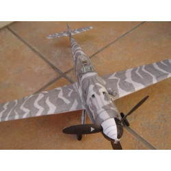 MODELIK MESSERSCHMITT BF-109 G8 (17/06)
