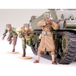 TAMIYA 1/35 U.S. MEDIUM TANK M4A3 SHERMAN 75mm GUN LATE PRODUCTION (35250)
