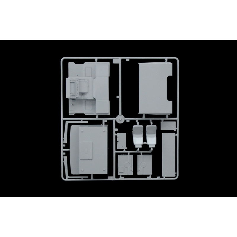 ITALERI 1/24 VOLVO F-16 GLOBETROTTER (3923)
