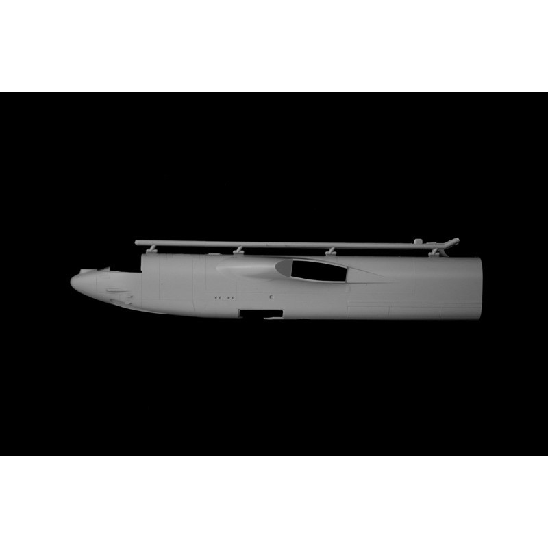 ITALERI 1/72 B-52G STRATOFORTRESS (1378)