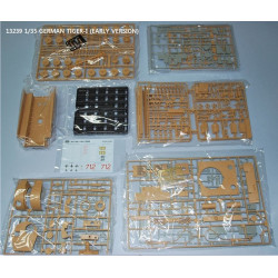 ACADEMY 1/35 NĚMECKÝ TIGER - RANÁ VERZE (13239)