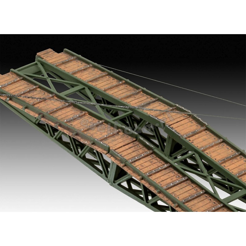 REVELL 1/76 CHURCHILL A.V.R.E. (03297)