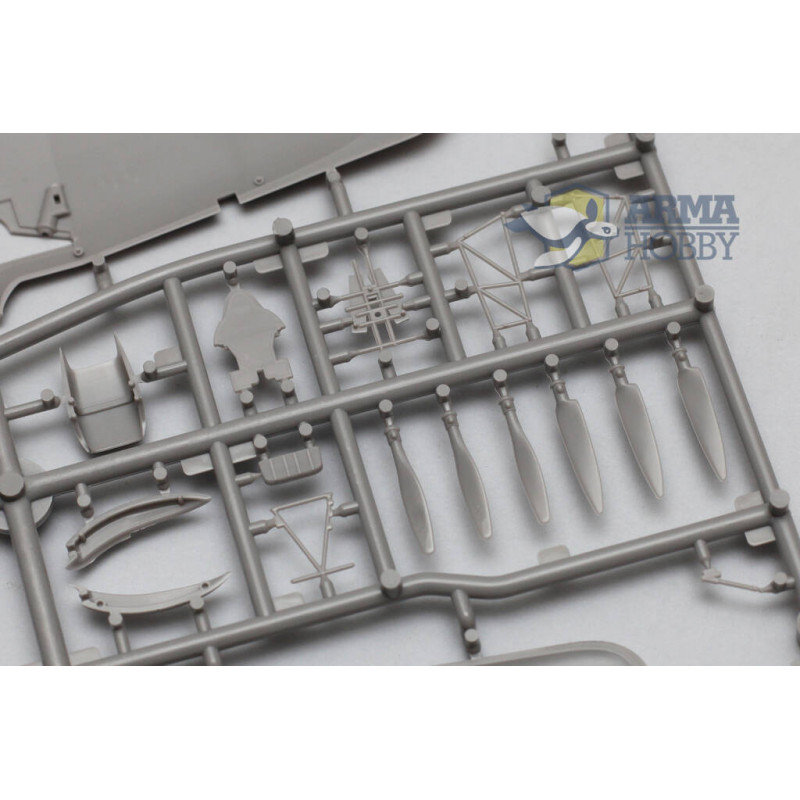 ARMA HOBBY 1/72 HURRICANE Mk I NAVY      COLOURS MODEL KIT (70022)
