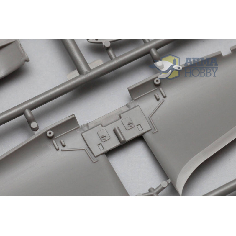 ARMA HOBBY 1/72 HURRICANE Mk I EASTERN   FRONT (70025)