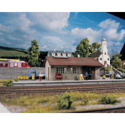 PIKO 61824 BURGESTEIN WAREHOUSE