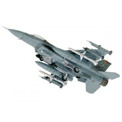 TAMIYA 1/72 LOCKHEED MARTIN F-16CJ FIGHTING FALCON s kompletním vybavením (60788)