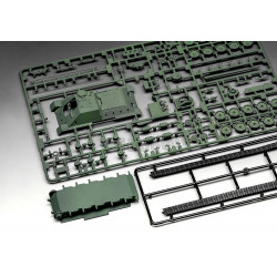 REVELL 1/72 SU-100 "WORLD OF TANKS" EASY CLICK SYSTEM (03507)