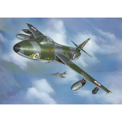 REVELL 1/144 HAWKER HUNTER FGA.9 (03833)