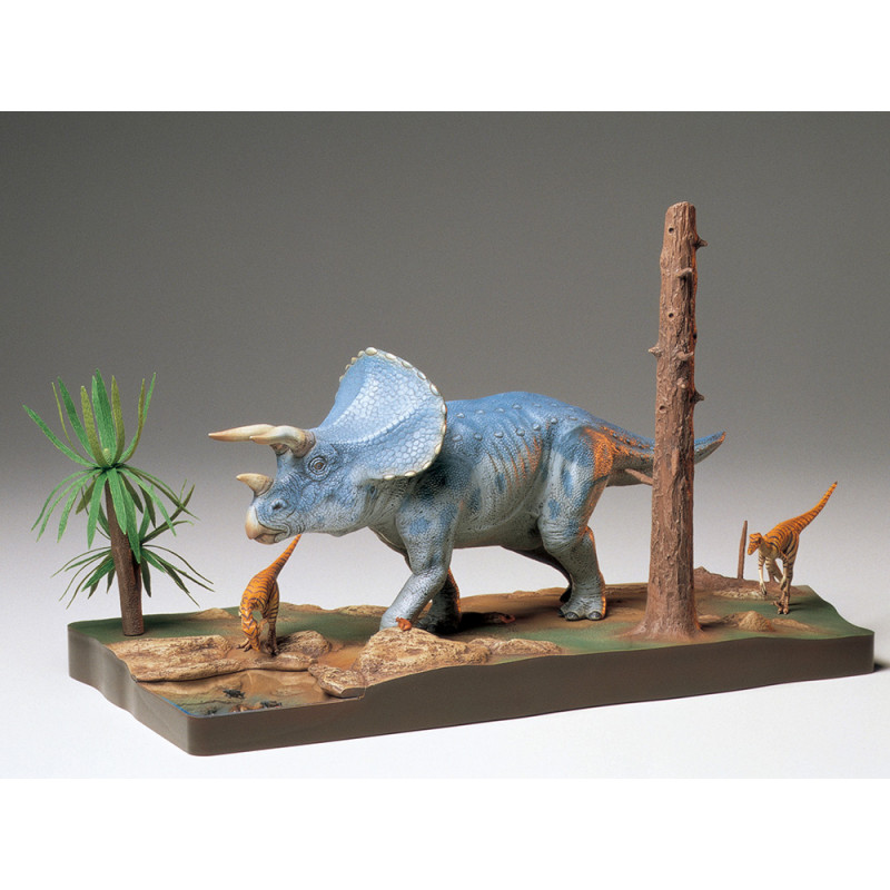 TAMIYA 1/35 TRICERATOPS DIORAMA (60104)