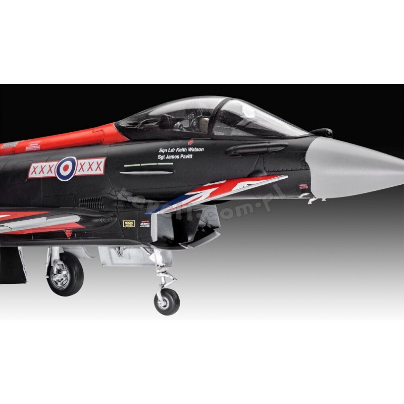 REVELL 1/48 EUROFIGHTER TYPHOON "BLACK JACK" (03820)