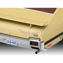 REVELL 1/25 `71 OLDSMOBILE 442 COUPE (07695)