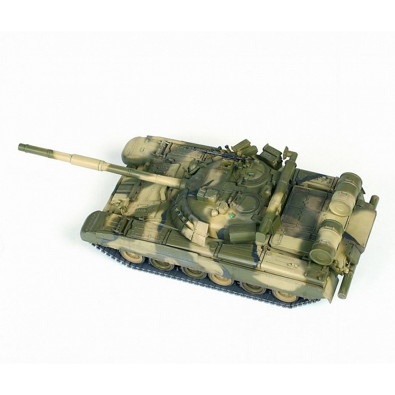 ZVEZDA 1/35 RUSSIAN MAIN BATTLE TANK T-80UD (3591)