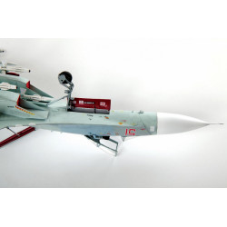 ZVEZDA 1/72 SU-27SM (7295)