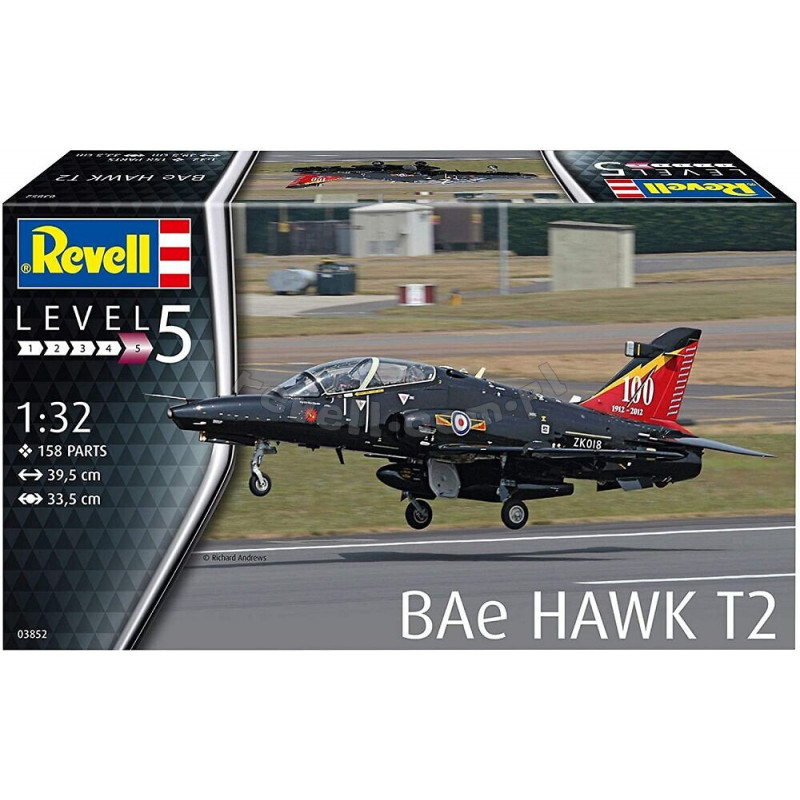 REVELL 1/32 BAe HAWK T2 (03852)