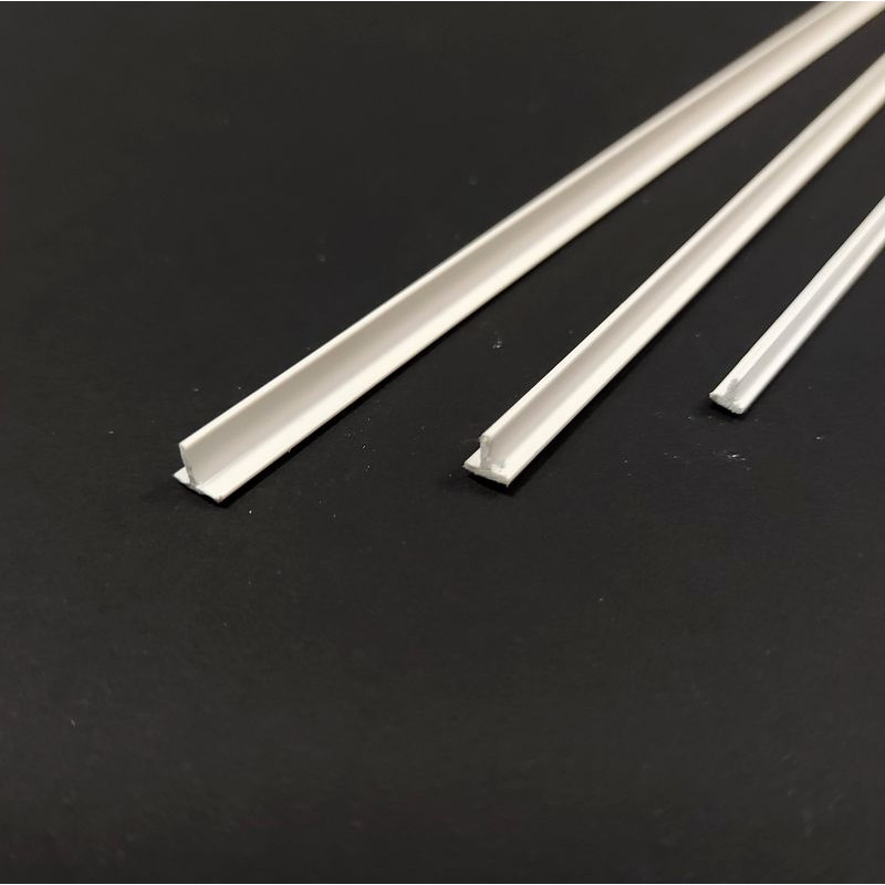 HM PLASTIC TEA 2*2*330 mm (156) MAQUETT