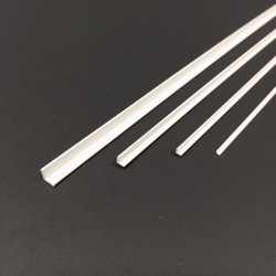 HM KĄTOWNIK PLASTIKOWY 3*3*330 mm (120) MAQUETT